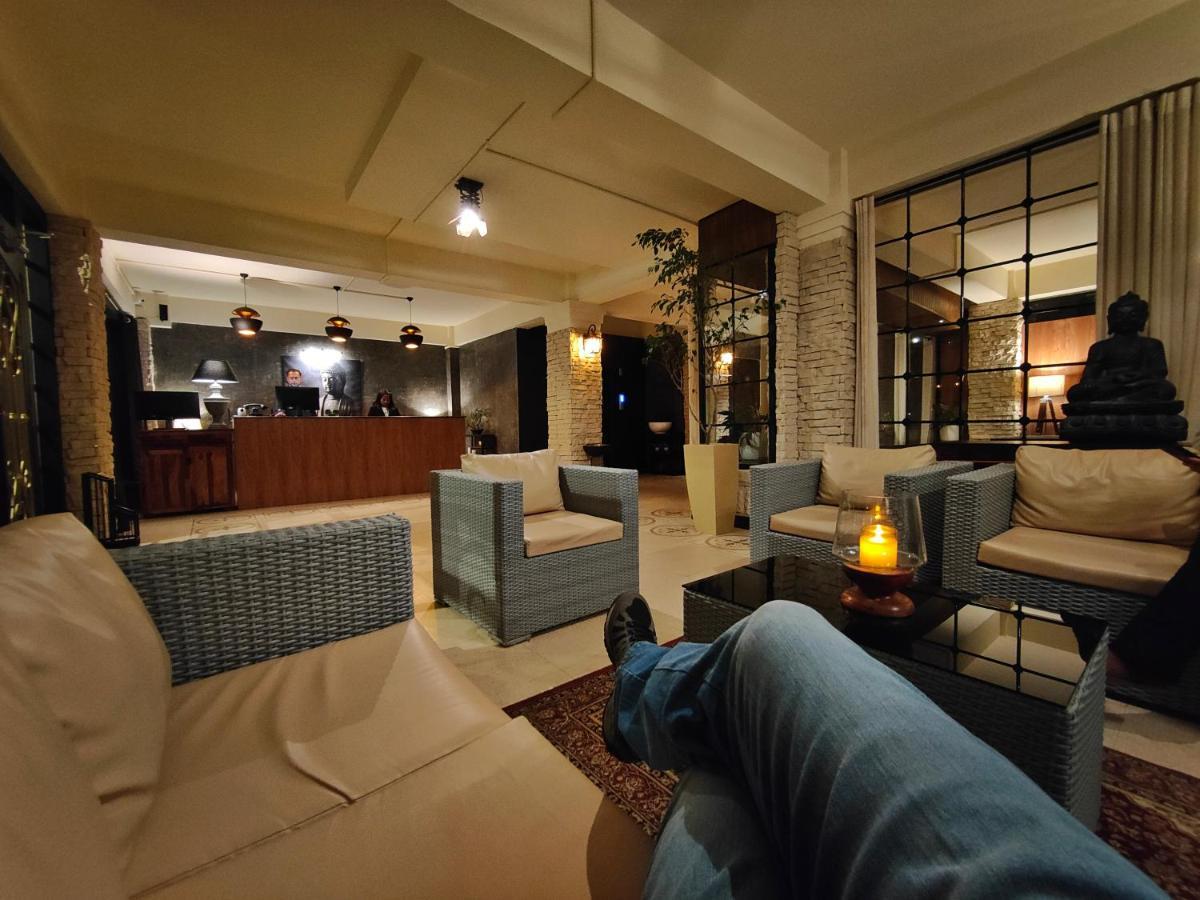Hotel Acropolis Shillong Buitenkant foto