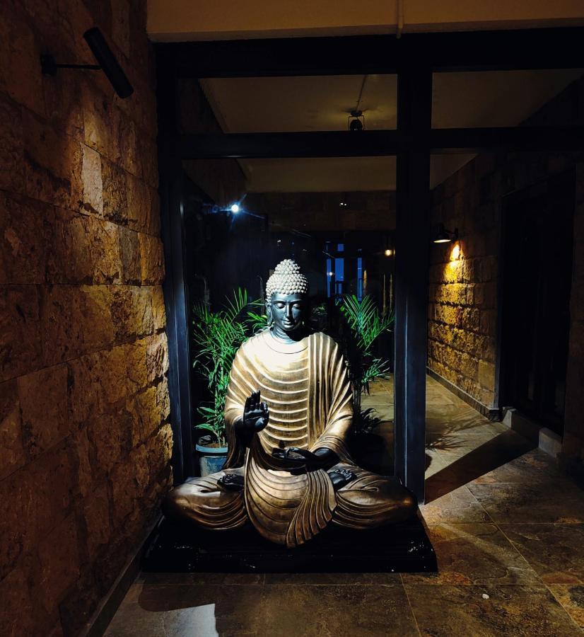 Hotel Acropolis Shillong Buitenkant foto