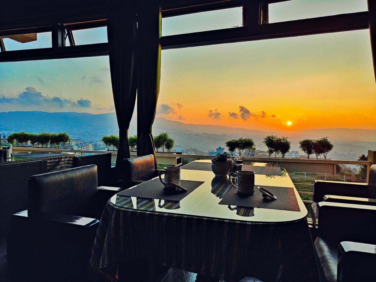 Hotel Acropolis Shillong Buitenkant foto